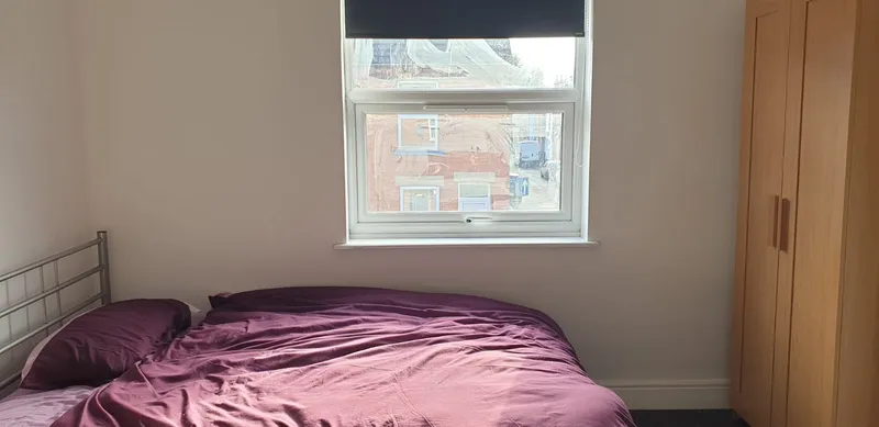 Modern 2 Bed Terraced House // AUG 2026 - Image 8